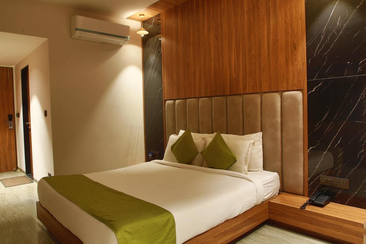 Hotel Rock Regency Mount Abu - A Boutique Rodetel Екстериор снимка